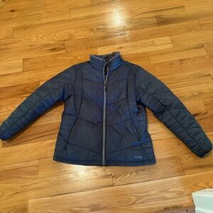 Lightly used women’s cabelas winter jacket XL